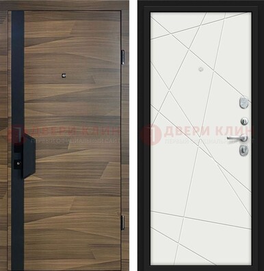 Стальная коричневая дверь МДФ c черной вставкой ДМ-267 в Ульяновске