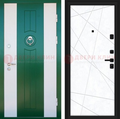 Зеленая железная дверь с панелями МДФ ДМ-369 в Ульяновске
