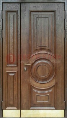 Коричневая двухстворчатая дверь с массивом дуба ДМД-71 в Ульяновске