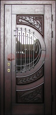 Одностворчатая входная дверь со стеклом и ковкой ДСК-21 в Ульяновске