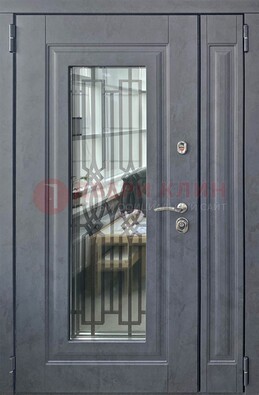 Серая стальная дверь Винорит со стеклом и ковкой ПЛ-29 в Ульяновске