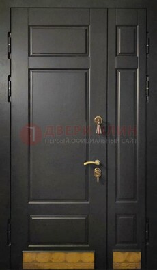 Черная полуторная железная дверь для частного дома ПЛ-2 в Ульяновске